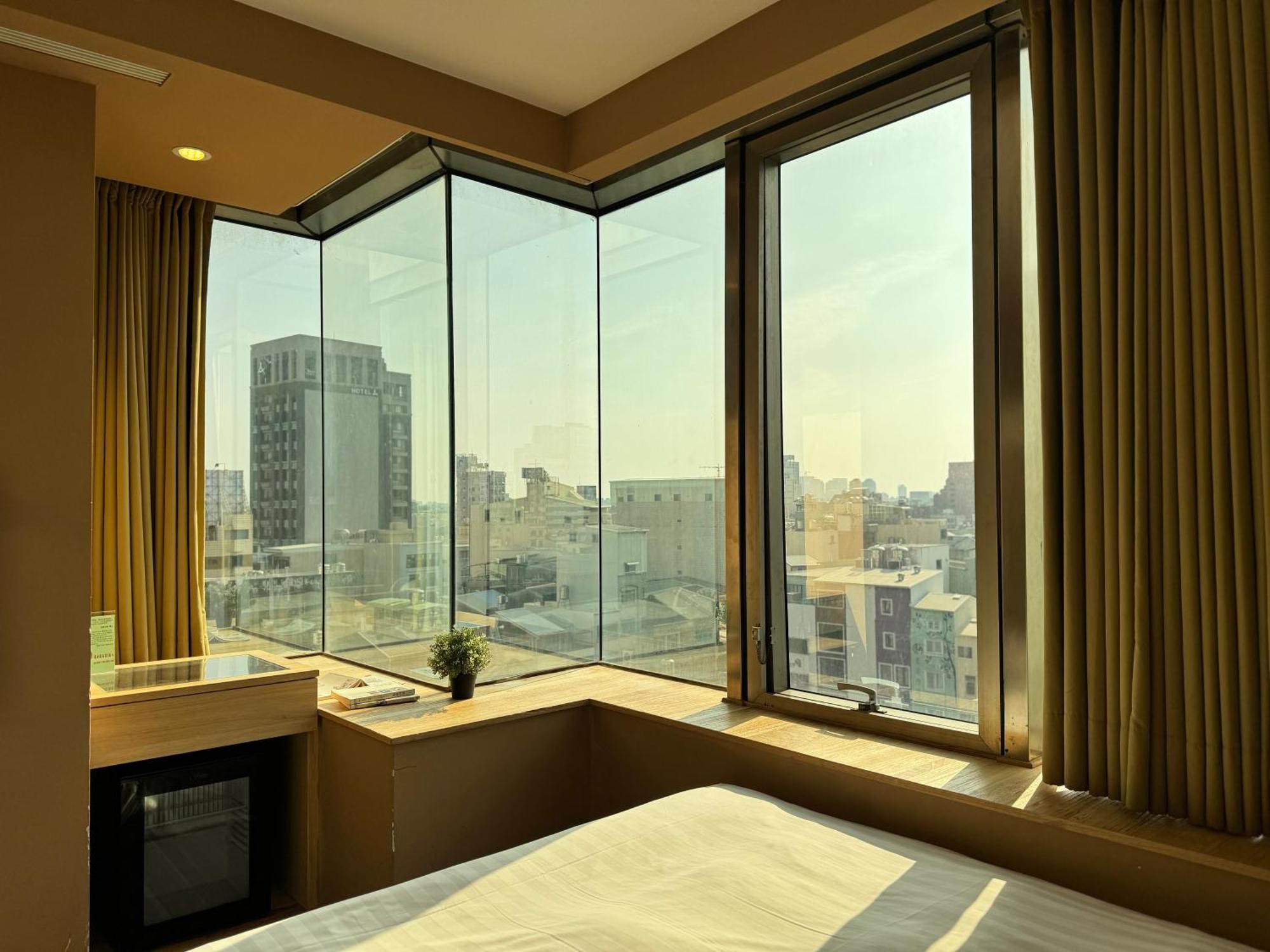 路境行旅 台南西門館 Finders Hotel Tainan Ximen Екстер'єр фото