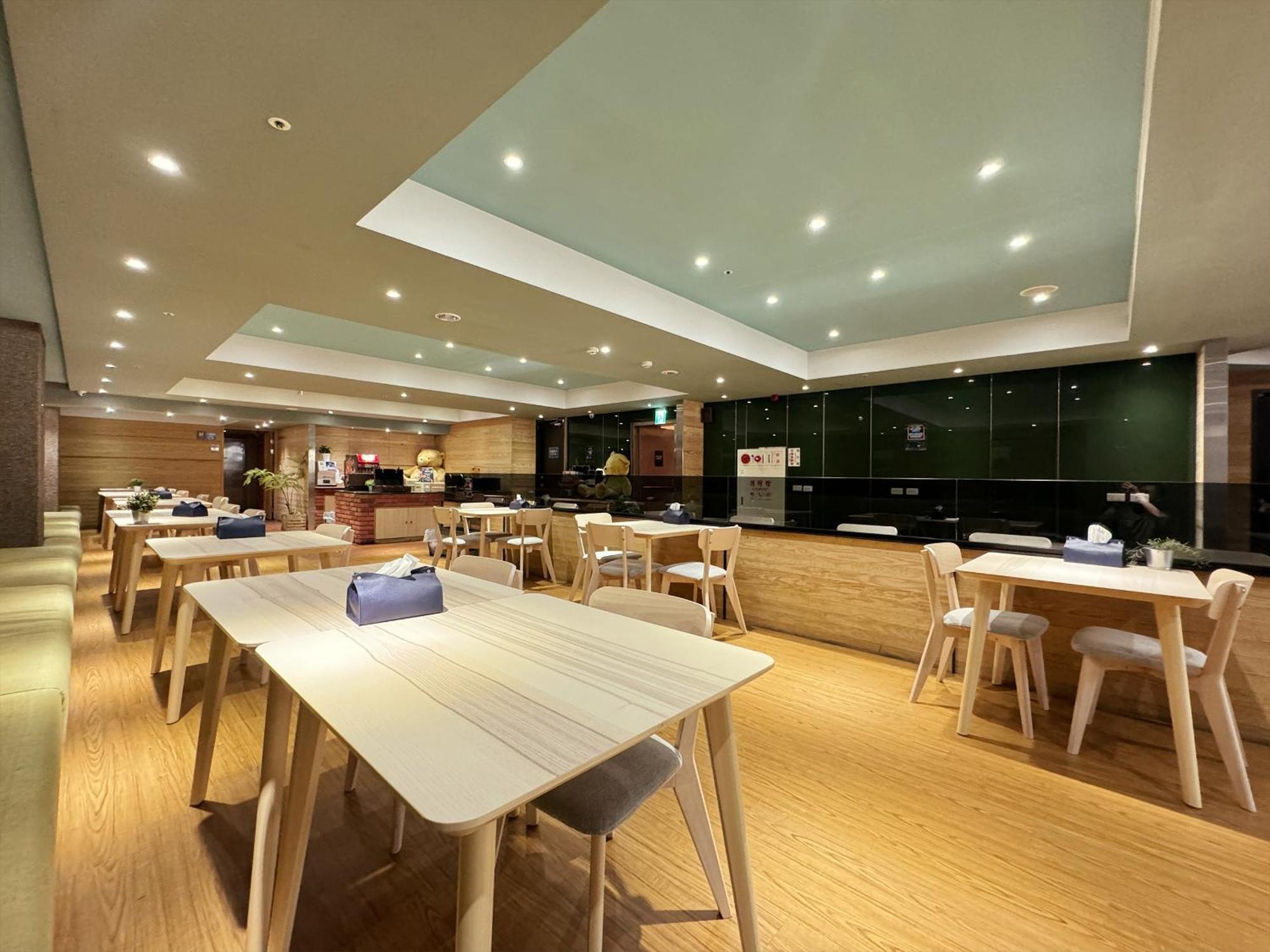 路境行旅 台南西門館 Finders Hotel Tainan Ximen Екстер'єр фото
